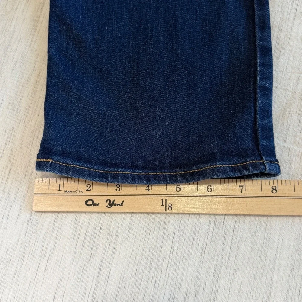 Old Navy Women 18 Blue Wow Boot-Cut Mid-Rise Dark Wash Stretch Denim Jeans